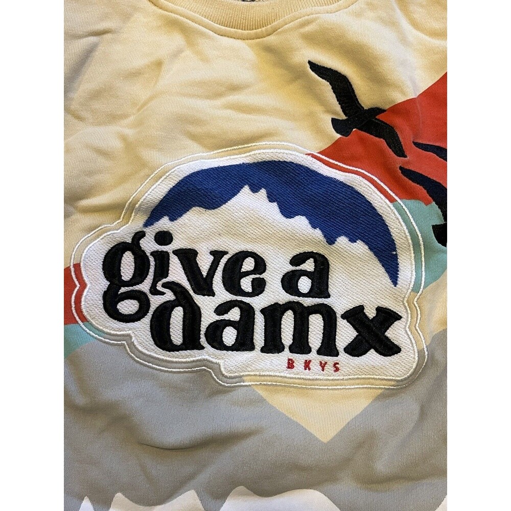 Men's Embroidered Logo Sweatshirt Give a DamX Street wear Exclusive Gear Cool